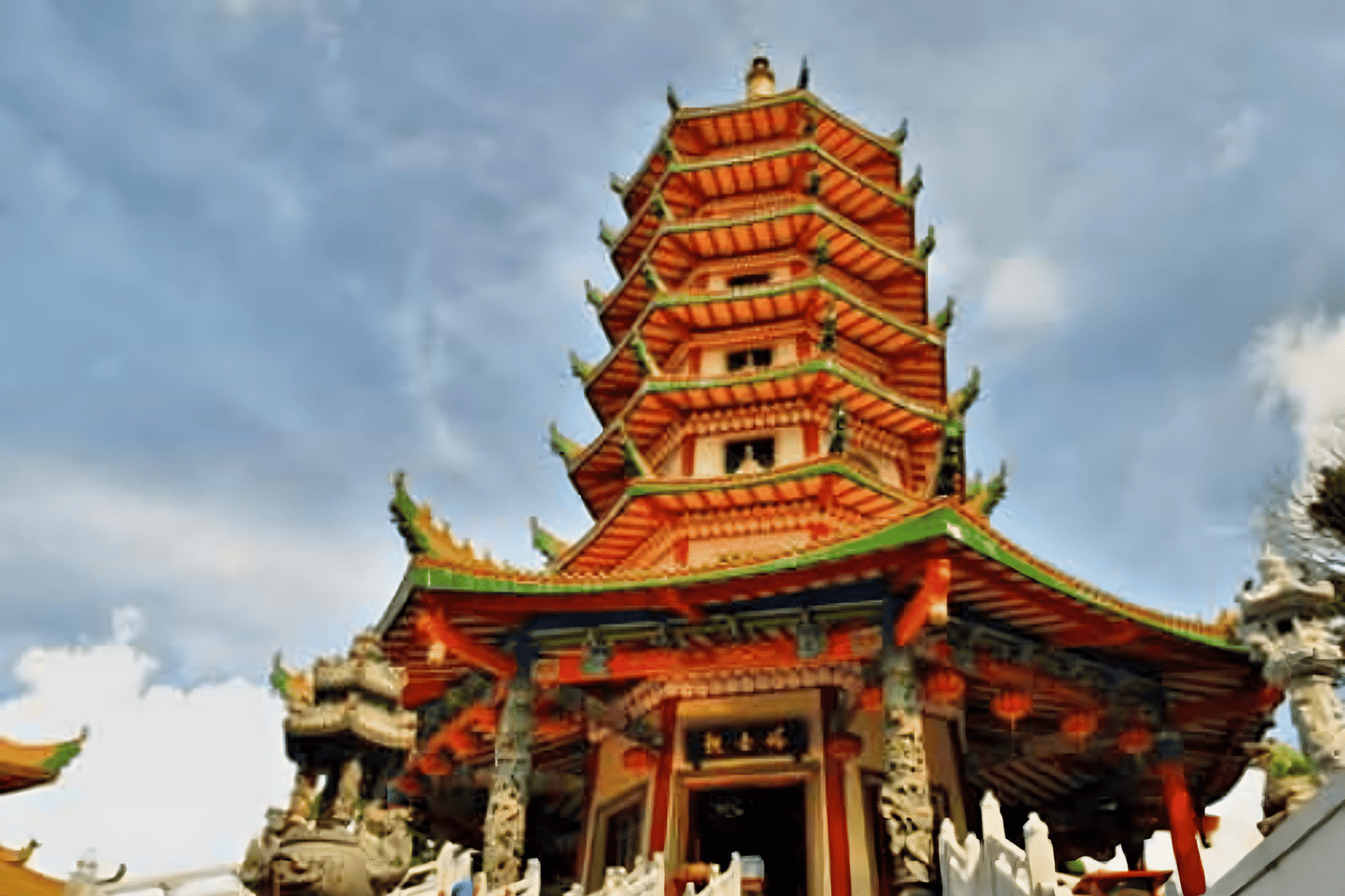 EXPLORING THE HERITAGE OF SEMARANG