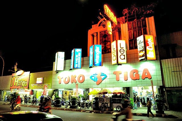 AMAZING BANDUNG SELATAN - SHOPPING